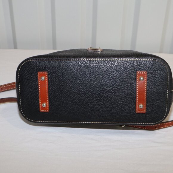 Dooney & Bourke Brielle Tote Bag Pebbled Leather Black Brown Trim Red Interior - Picture 3 of 11